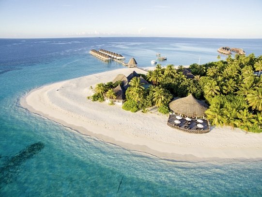 Angaga Island Resort & Spa