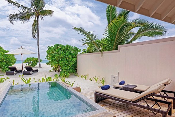 Brennia Kottefaru - Beispiel Terrasse Beach Pool Villa (Zimmercodierungen VB2, VB3, VB8 & VB9)
