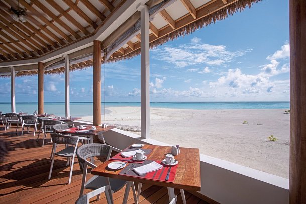 Cinnamon Velifushi Maldives