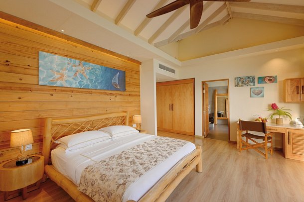 You&Me Maldives - Wohnbeispiel Aqua Suite Pool (Zimmercodierungen WX2 & WX8)