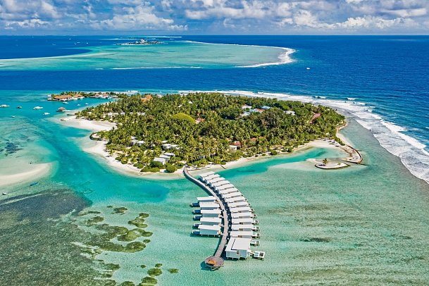 Holiday Inn Resort Kandooma Maldives