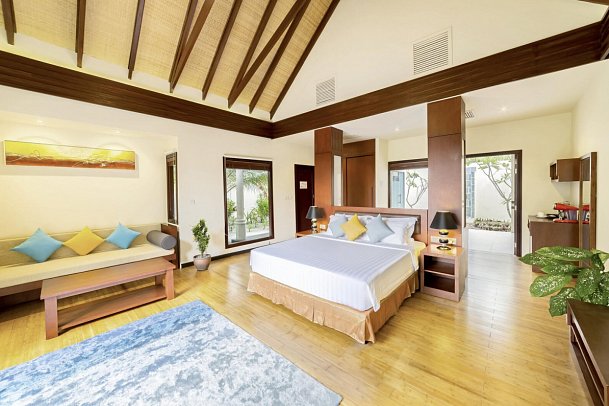 Furaveri Island Resort & Spa - Wohnbeispiel Beach Villa (Zimmercodierung VB2)