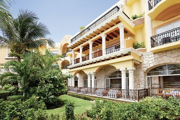 Wyndham Alltra Playa del Carmen