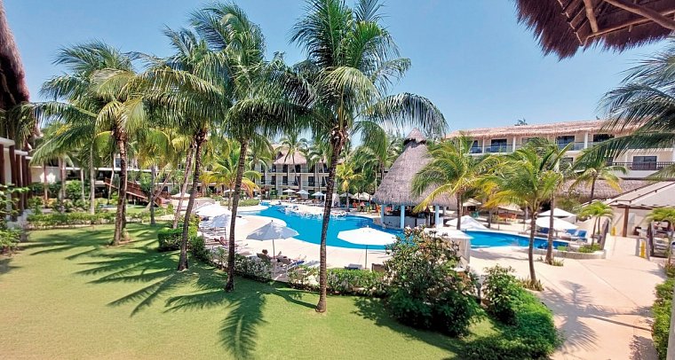 The Reef Coco Beach