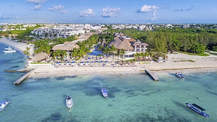 The Reef Coco Beach