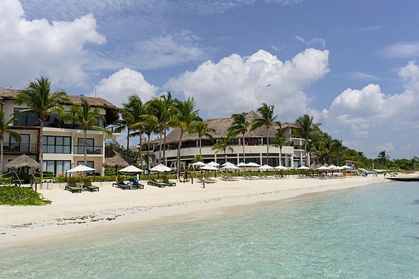 The Reef Coco Beach