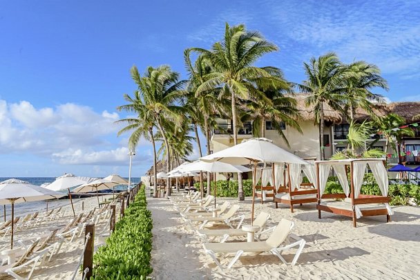 The Reef Coco Beach