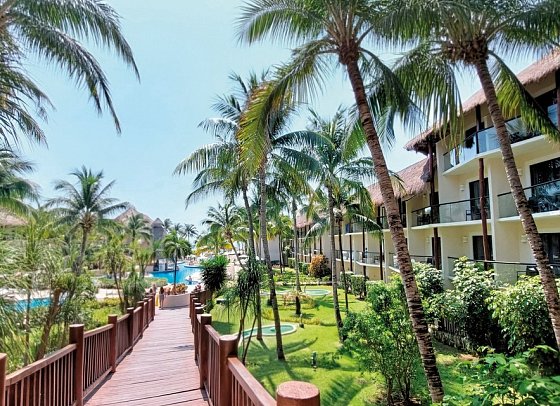The Reef Coco Beach