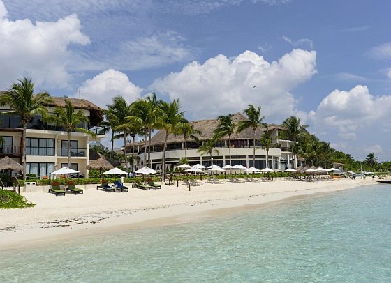 The Reef Coco Beach