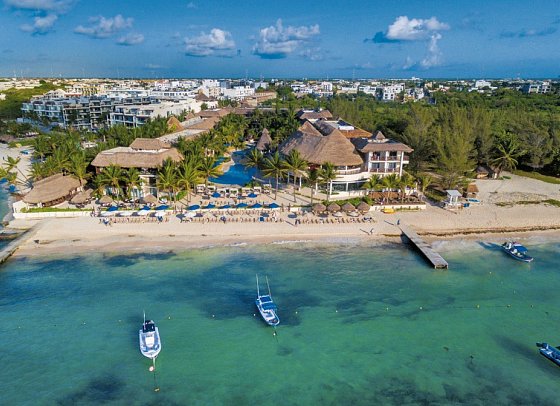 The Reef Coco Beach