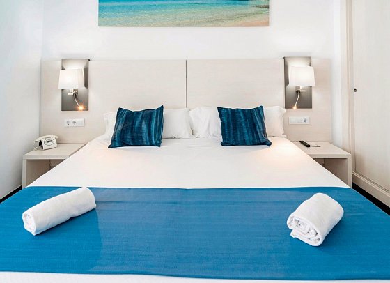 Amic Horizonte - Wohnbeispiel Doppelzimmer Superior Meerblick (Zimmercodierung DSM)