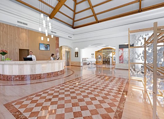 VIVA Cala Mesquida Suites & Spa Adults Only 16+
