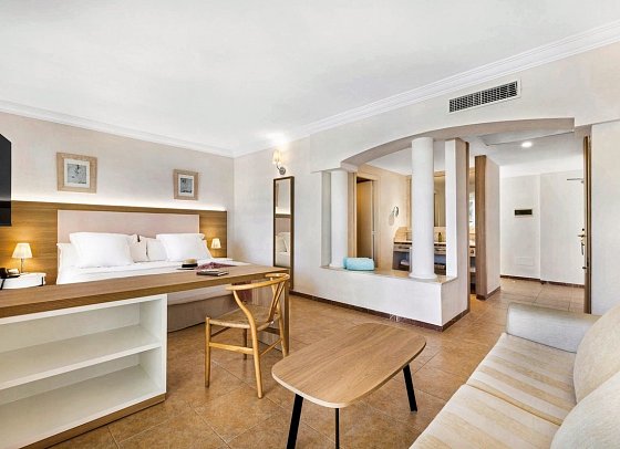 VIVA Cala Mesquida Suites & Spa Adults Only 16+ - Wohnbeispiel Juniorsuite (Zimmercodierung JB1)