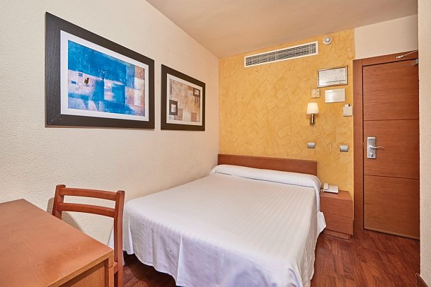 MLL Blue Bay - Wohnbeispiel Einzelzimmer (Zimmercodierungen EB1 & EB2)