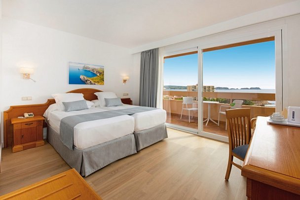 Valentin Reina Paguera - Wohnbeispiel Doppelzimmer Superior Meerblick (Zimmercodierung D3M)