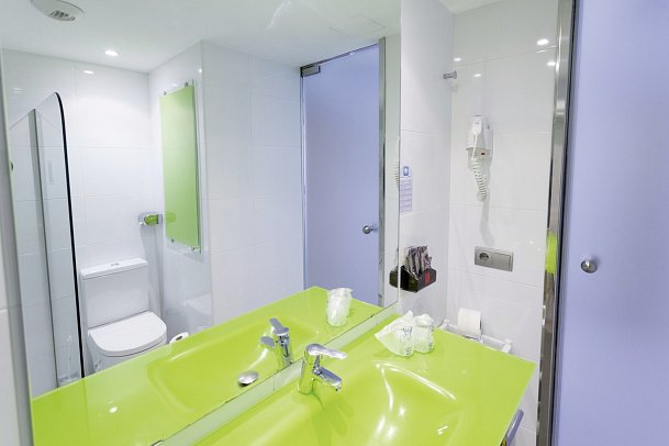 Timor - Wohnbeispiel Doppelzimmer seitlicher Meerblick (Zimmercodierungen DBN & DXN)