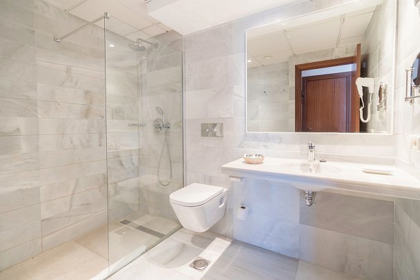 Tropicana - Beispiel Bad (Zimmercodierungen WB1, WB2 & WE1)