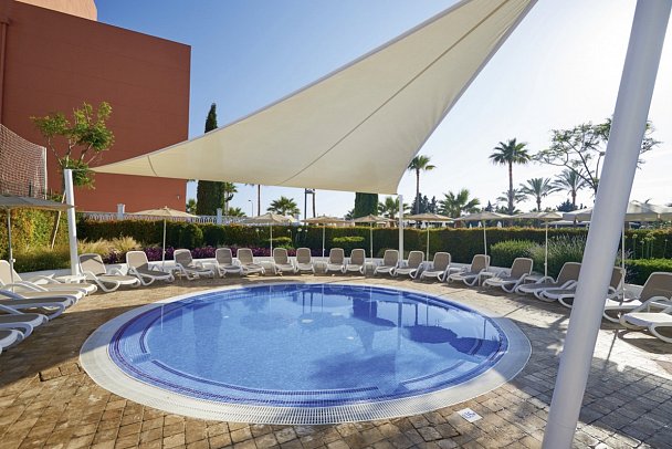 Hipotels Cala Millor Park - Kinderpool