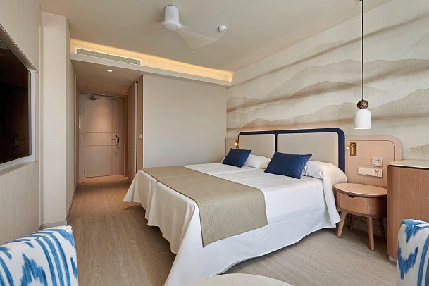 Hipotels Flamenco - Wohnbeispiel (Zimmercodierungen DNN & DNM)