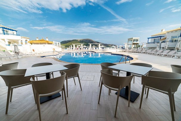 Parque Nereida Suites