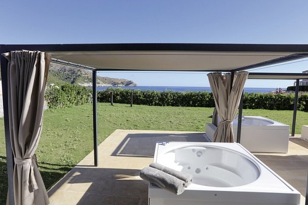 Mar Azul PurEstil & Spa - Wohnbeispiel Doppelzimmer Meerblick (mit Jacuzzi) (Zimmercodierung JBM)