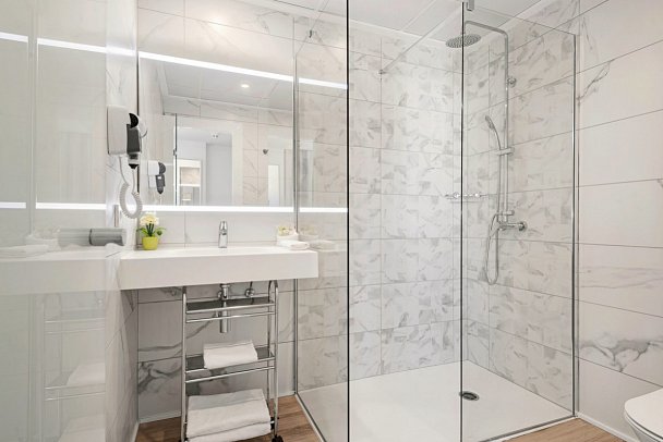 Alcudia Beach - Beispiel Bad (Zimmercodierungen SB1 & AB1)