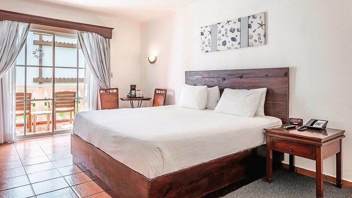 Marien Puerto Plata - Wohnbeispiel Deluxe Gardenview Adult Only (Zimmercodierung U1G)