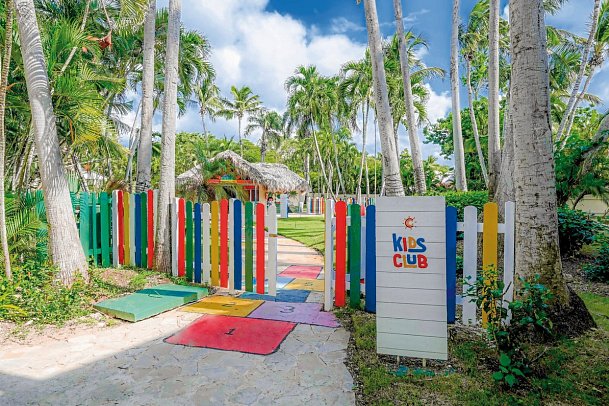 Coral Costa Caribe Beach Resort