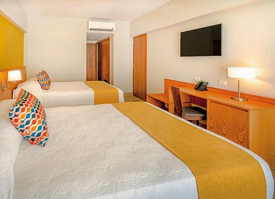 Coral Costa Caribe Beach Resort - Wohnbeispiel Superior Room (Zimmercodierung DS2)