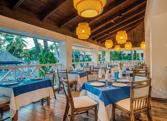 Coral Costa Caribe Beach Resort