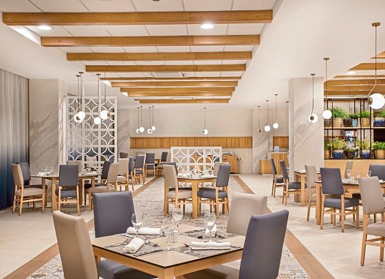Serenade Punta Cana Beach & Spa Resort