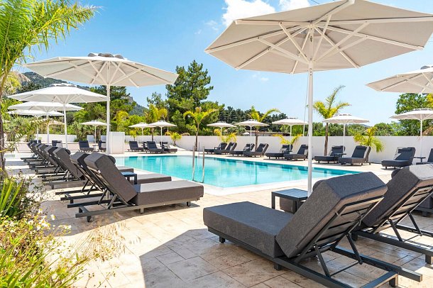 Oros Paradise Hotel
