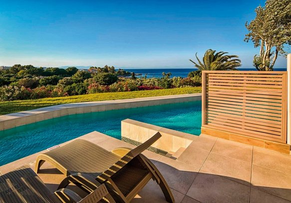 Kresten Palace Hotel - Wohnbeispiel (Zimmercodierungen DDQ & FDQ)