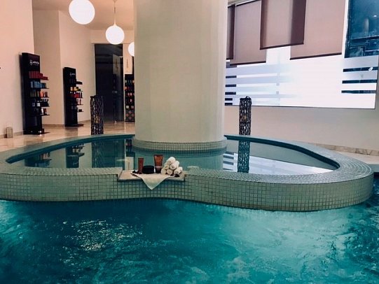 Kresten Palace Hotel