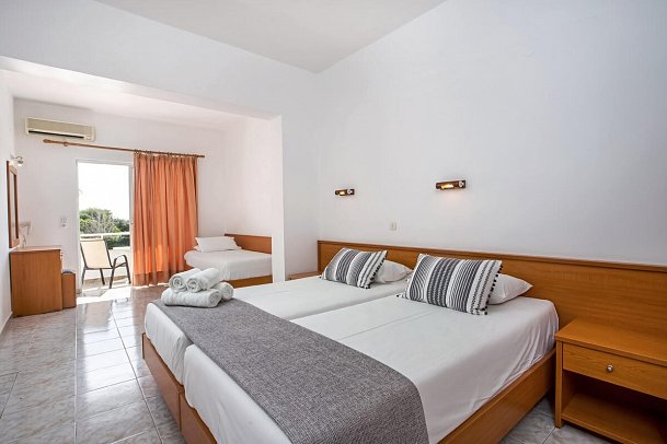 Sam´s Faliraki - Wohnbeispiel Dreibettzimmer Superior (Zimmercodierung TS1)