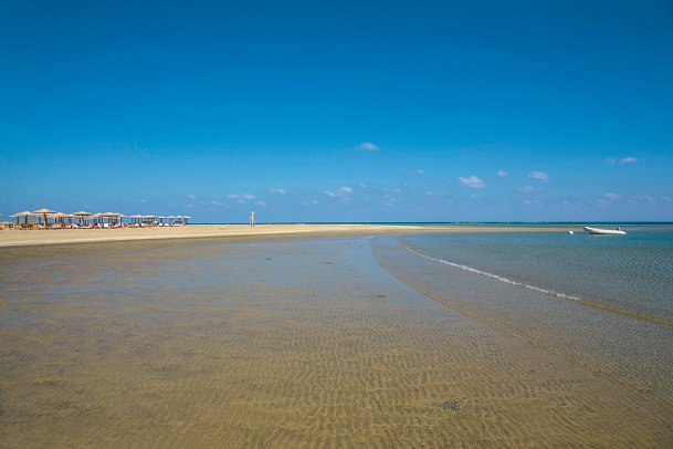 Lahami Bay Beach Resort & Gardens