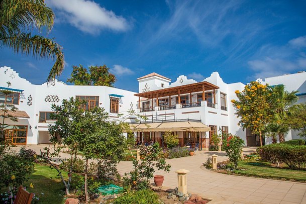 Lahami Bay Beach Resort & Gardens