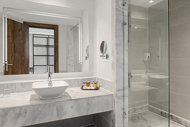 Pickalbatros Sea World Resort - Marsa Alam - Beispiel Bad (Zimmercodierungen DDP, DC1 & WDP)