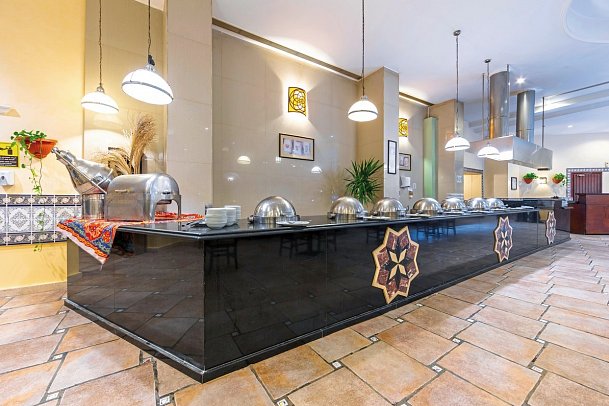 Flamenco Beach & Resort