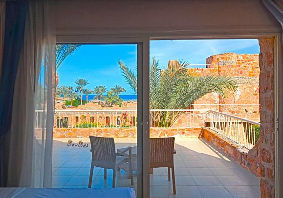 Utopia Beach Club - Beispiel Balkon Bungalow Deluxe Meeblick (Zimmercodierung BDM)