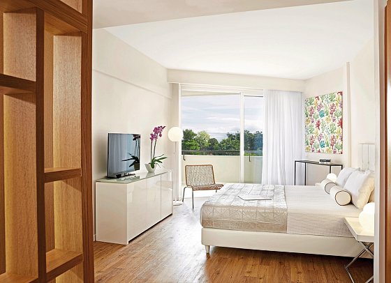 Domes Noruz Kassandra - Wohnbeispiel Doppelzimmer seitl. Meerblich Ivory Retreat (Zimmercodierung D1N)