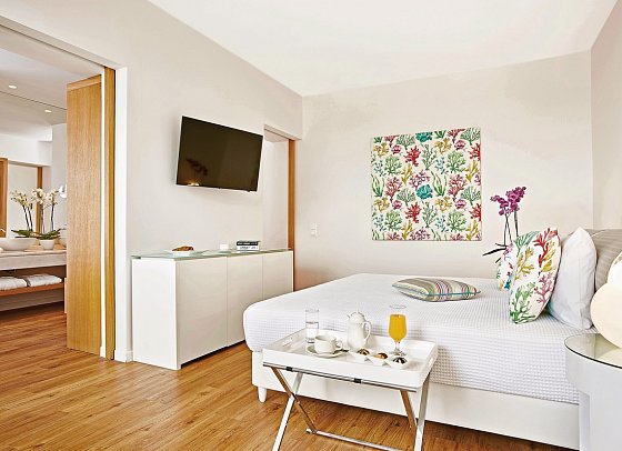 Domes Noruz Kassandra - Wohnbeispiel Juniorsuite seitl. Meerblick Ivory (Zimmercodierung JBN)