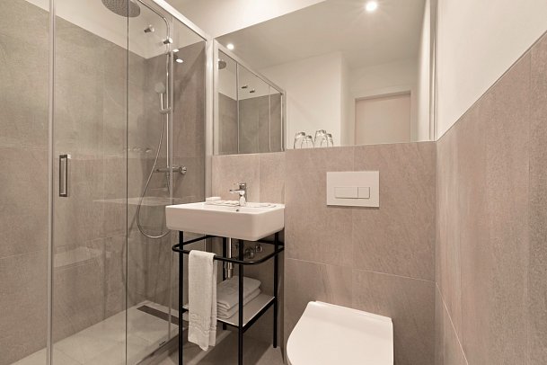 Bluesun Hotel Neptun - Beispiel Bad (Zimmercodierungen DB1, DC2 & EB1)