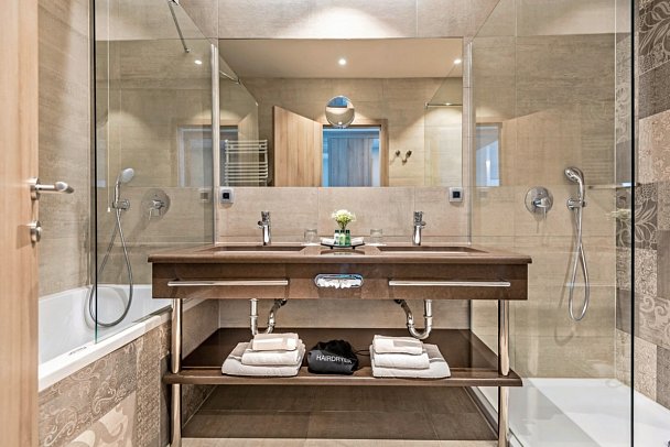 Hotel Plaza Omis - Wohnbeispiel Bad (Zimmercodierungen DSC & DMM)