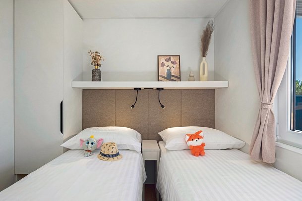 Pinadria Camping Resort - Wohnbeispiel Mobilheim Comfort Holiday Home (Zimmercodierung CF1)