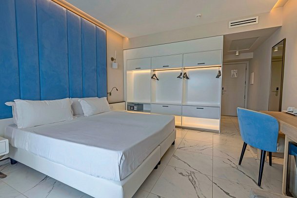 Aldiana Club Rocca Nettuno Calabria - Wohnbeispiel Doppelzimmer Superior Jacuzzi (Zimmercodierung DS3)