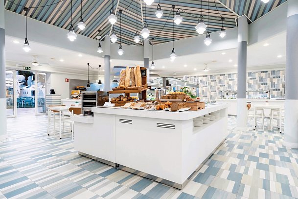 HOVIMA La Pinta Beachfront Family Hotel