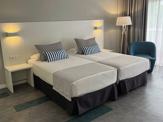 Blue Sea Puerto Resort - Wohnbeispiel Doppelzimmer Superior (Zimmercodierung DS1)