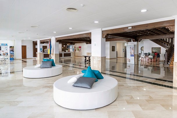 Blue Sea Puerto Resort