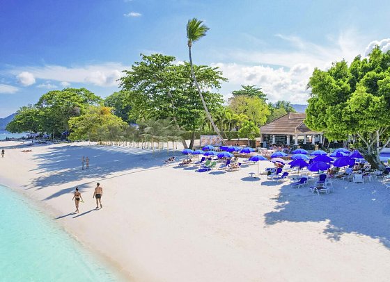 Samui Natien Beach Resort